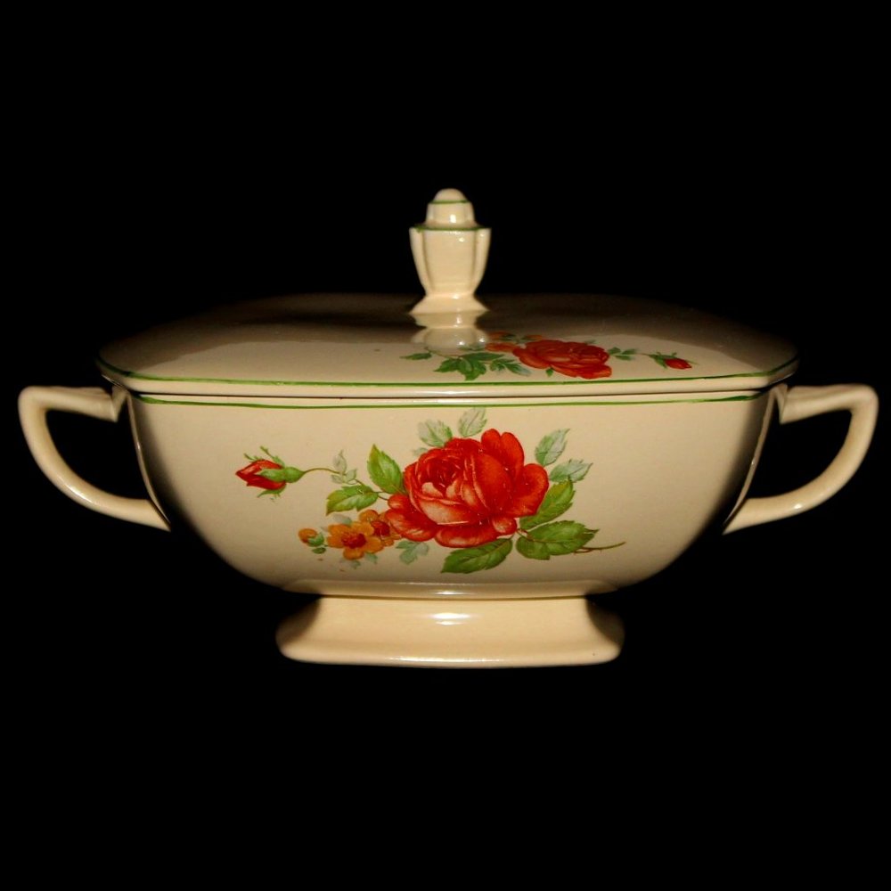 Vintage Madame Gautier Vegetable Bowl From Homer Laughlin | Footed and Lidded